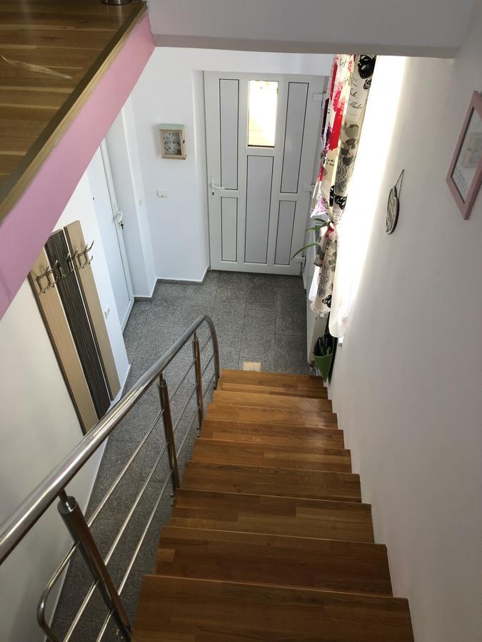 Smiley Apartment Сибиу Екстериор снимка